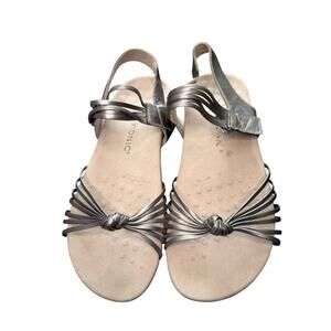 Vionic Talulah Leather Sandals Silver Women's Orthopedic Strappy Comfy‎ Size 12